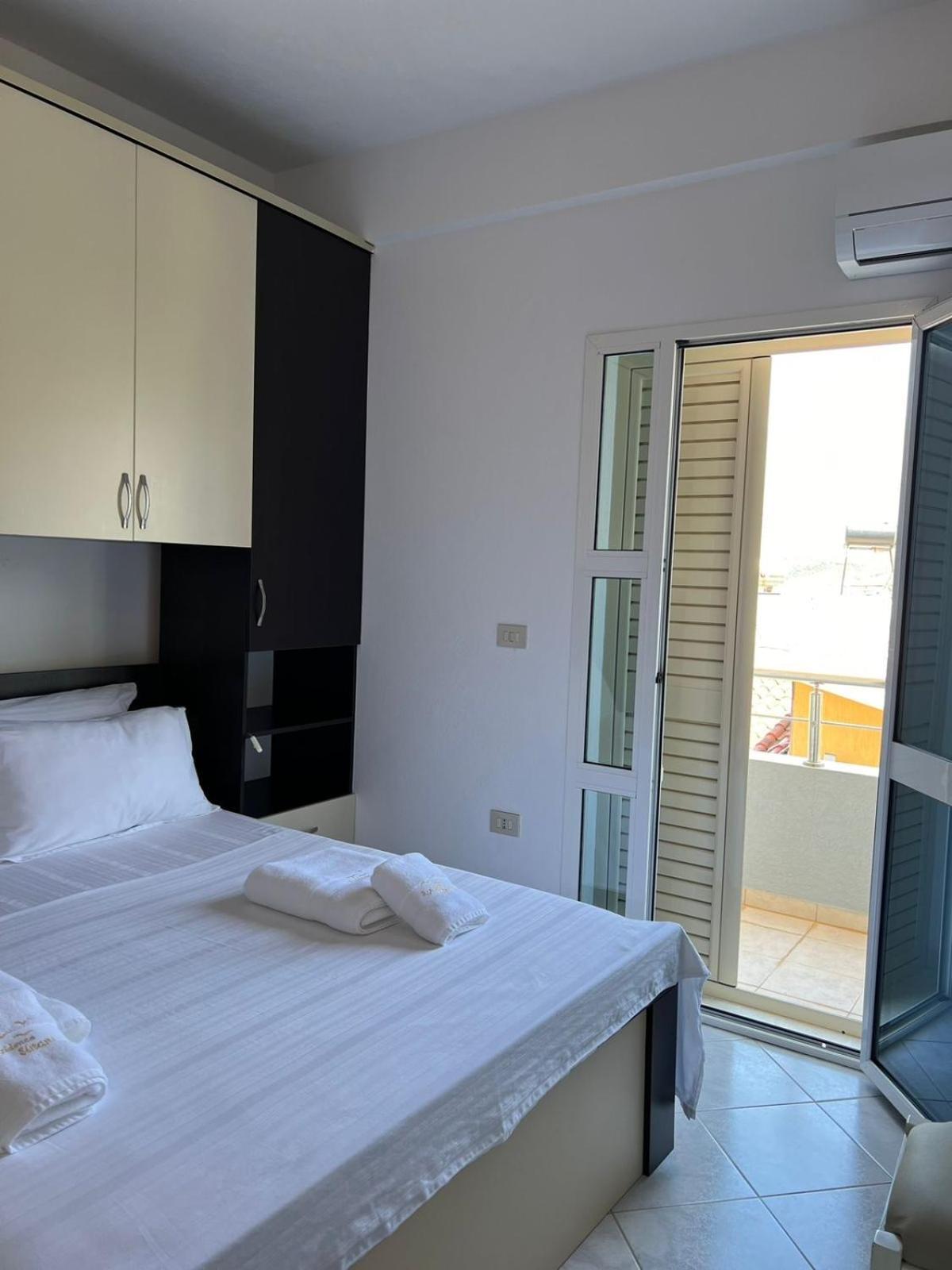 Apartments Rezidenca Sinani Orikum Exterior foto